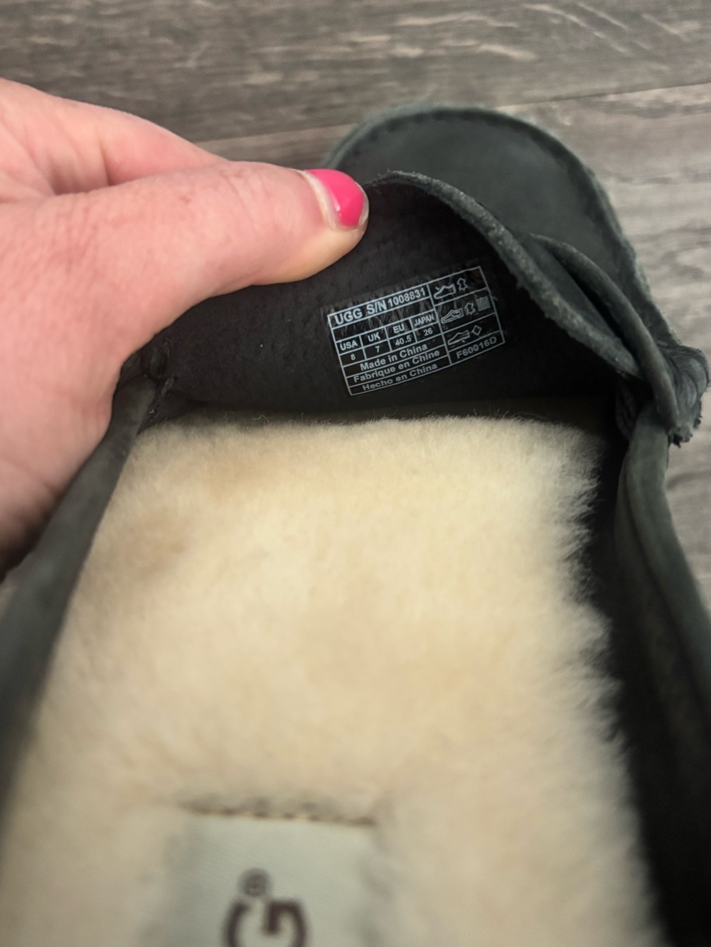 Ugg slippers - Picture 6 of 6